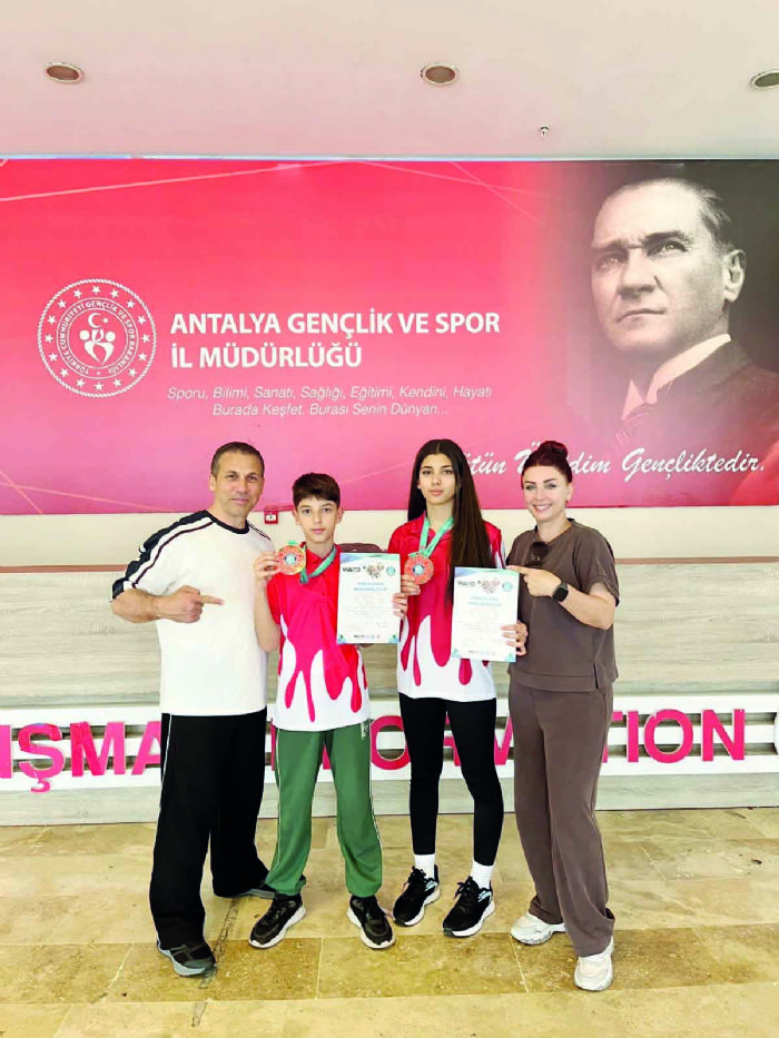 Erden karde�lerden �ifte madalya