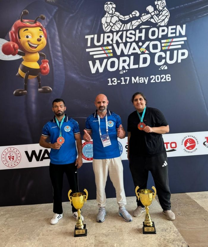 Antalya�da �ifte zafer