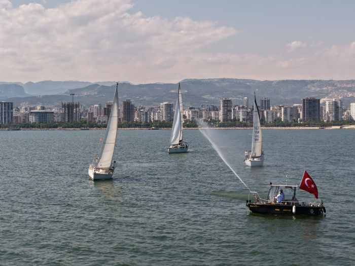 Mersin Marina�da deniz ve spor bulu�tu