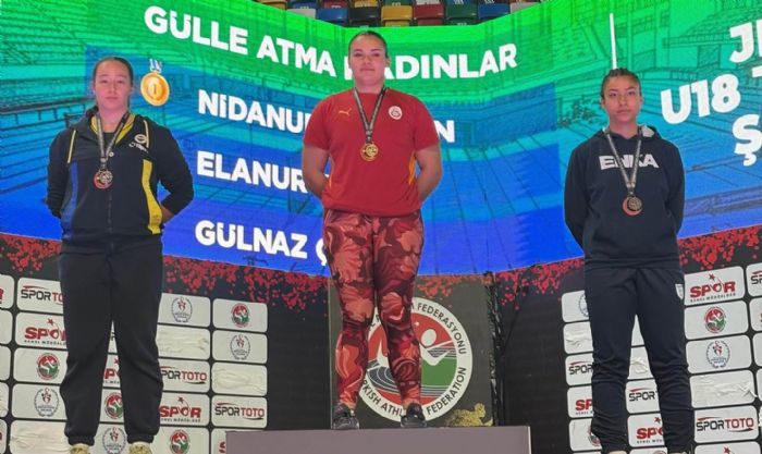 Nidanur ile g�ururland�k