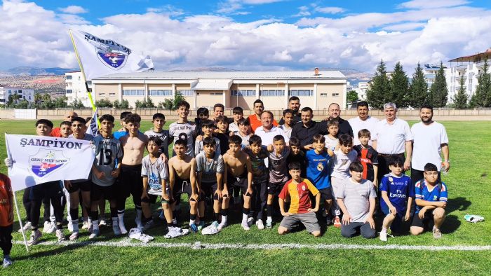 U-13 Ligi�nde �ampiyon Gen� Mutspor