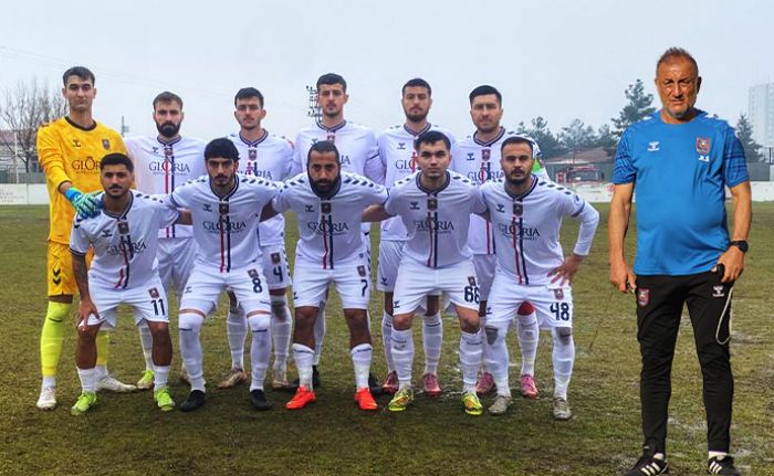 Silifke Belediyespor Teknik Direkt�r� Turan: Galibiyeti ka��rd�k